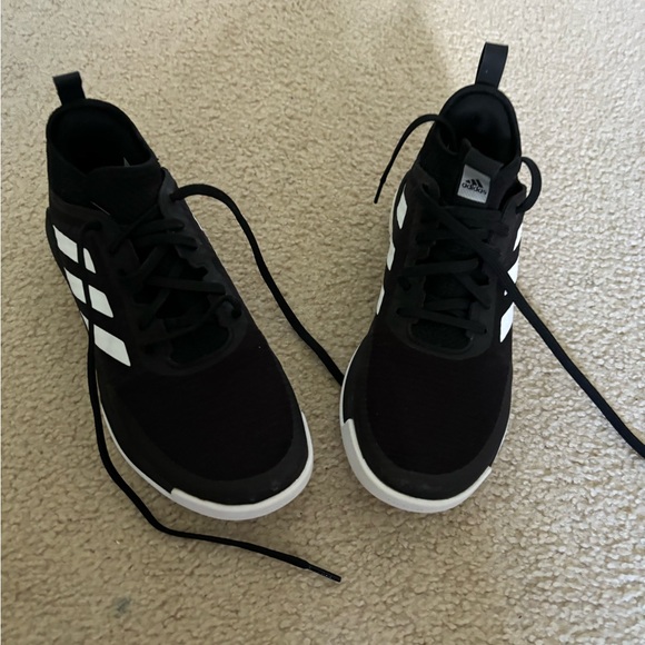 Adidas’s volleyball shoes sz. 7 - Picture 3 of 3